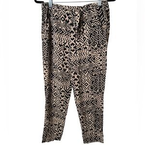 🍁 Poetry Black and Cream Geometric Women's Cropped Pants